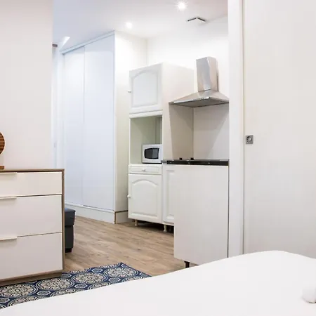 Le Faubourg - T2 Dans Les Hauteurs De Apartment